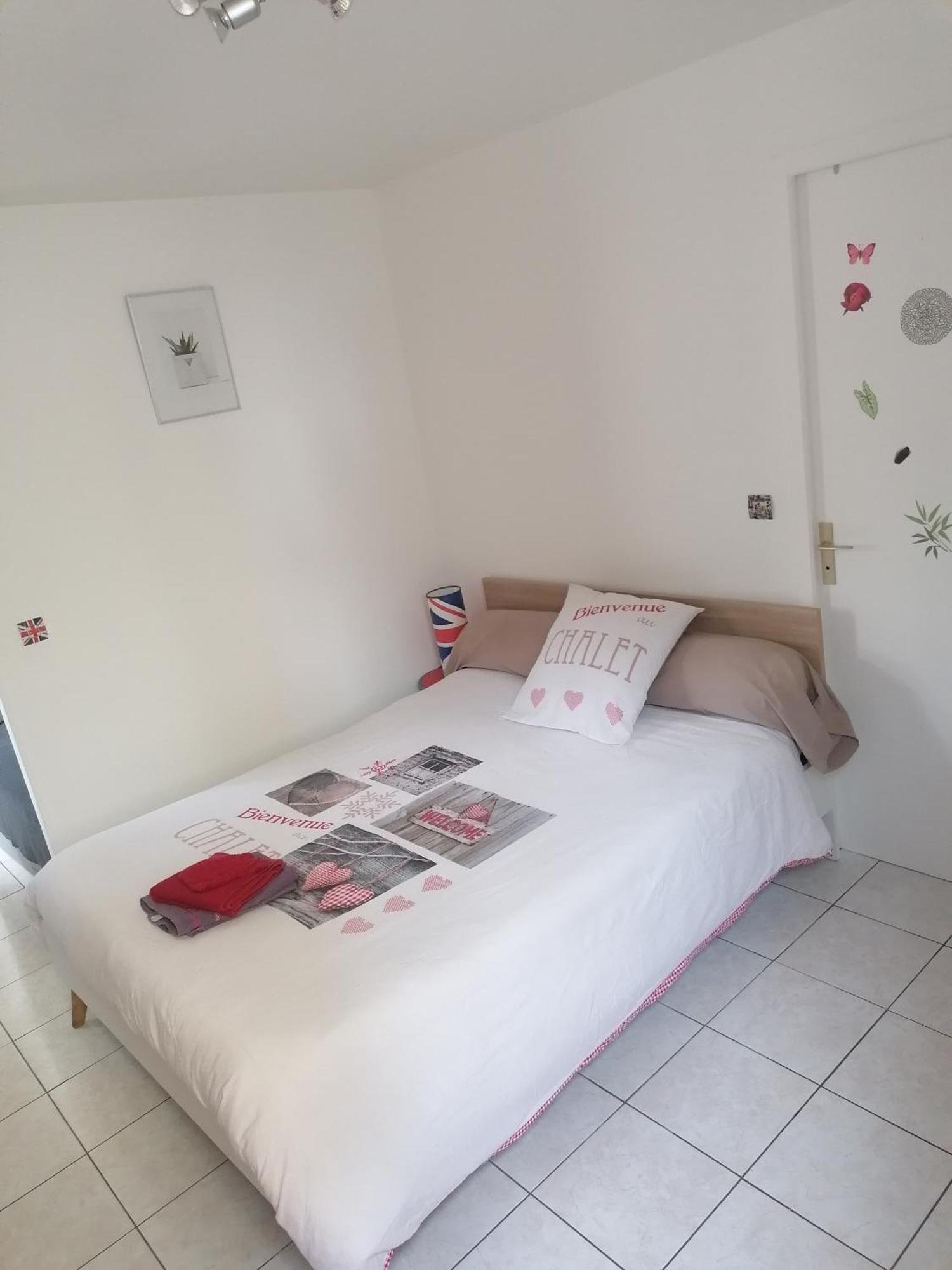 Le Petit Chalet -Appartement Proche De La Vieille Ville , Du Centre Ville Et Du Tram- Petit Dejeuner Offert Ле-Ман Екстер'єр фото